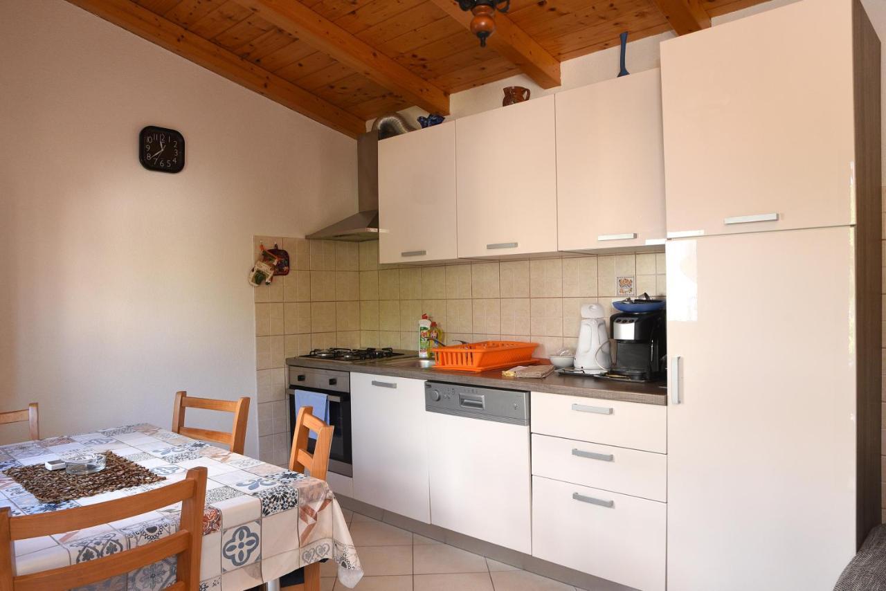 Apartment Anamarija Valun Exterior foto